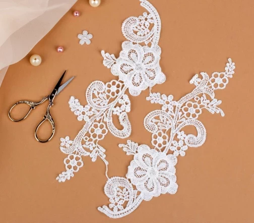 Аппликации пришивные лейсы, п/э, 24,5х9см, 2шт., цвет белый, 3557523