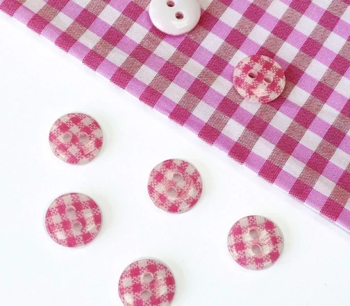 Пуговицы, Union Knopf, "Круглые в клеточку", 2 отверстия, пластик, цвет малиновый, 11 мм
