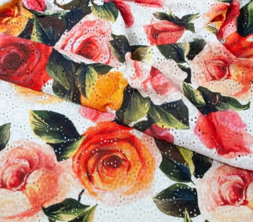 Шитье хлопковое "Розы", фон белый, 00866