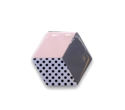 Брошь Gafforelli "Шестиугольник 3D", пластик, цвет серый/св.абрикосовый/горох, 48х43 мм