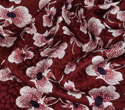 Шелк жаккардовый атласный "Цветы на коричневом", 1122113