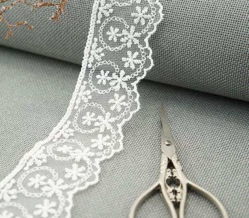 Кружево вышивка на тюле GOODMAN, ширина 45 мм, уп./3,5 м, цвет белый