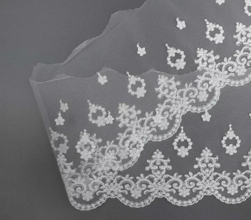 Кружево IEMESA (вышивка на тюле), ширина 14,8 см, цвет белый