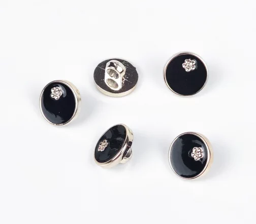 Пуговица с ободком и цветком, на ножке, 12 мм, пластик, цвет черный/серебро