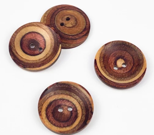 Пуговица, Union Knopf, 2 отв., натур. дерево, 34 мм