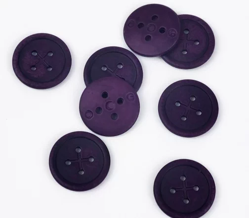 Пуговицы, Union Knopf, "Прорезь-крест", круглые, 4 отв., пластик, цвет сиреневый, 18 мм