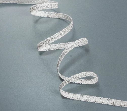 Тесьма PEGA декоративная, белая с люрексом, 9 мм