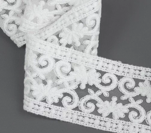 Кружево IEMESA (вышивка на тюле), ширина 5,5 см, цвет белый