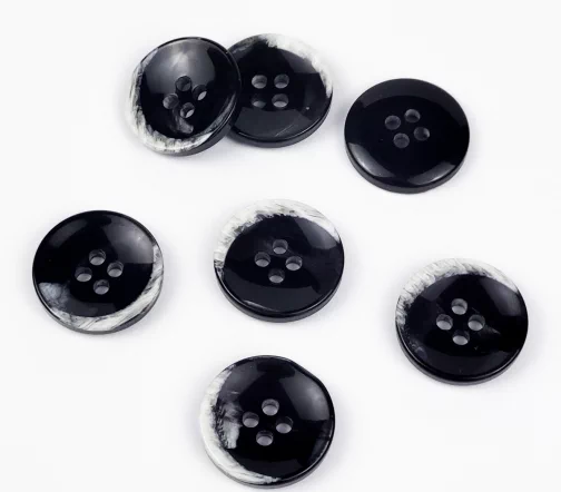 Пуговица, 4 отв., 20 мм, пластик, цвет черный, арт. PPBLR21