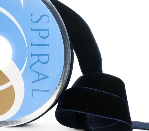 Лента Safisa бархатная 25 мм, цвет 15, синий