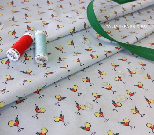 Поплин стрейч "Коктейли", фон голубой, 02153