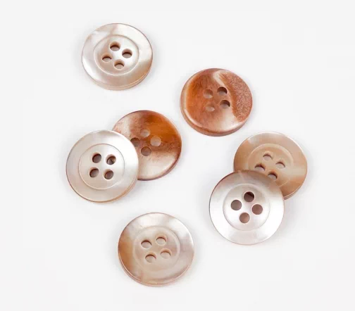 Пуговица, 4 отв., 15 мм, пластик, цвет бежевый, арт. PPBR4-15