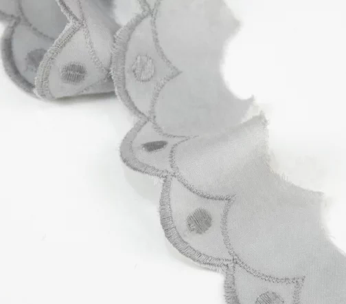 Шитьё IEMESA (вышивка на хлопке), ширина 40 мм, цвет серый