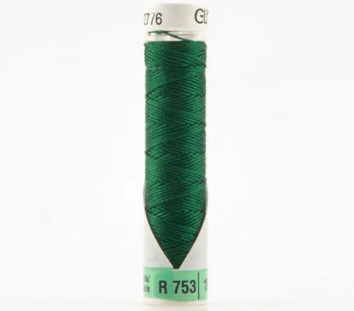 Нить Silk R 753 для фасонных швов, 10м, 100% шелк, цвет 916 галапагосский зеленый, Gutermann 703184