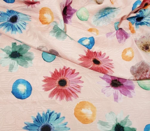 Жаккард "Герберы", фон нежно-розовый, 00022-1