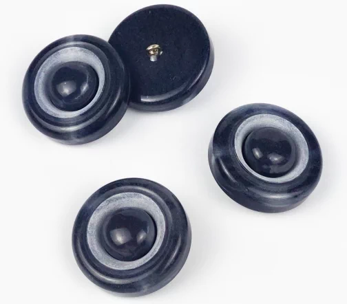 Пуговица с высечкой в центре, на ножке, 29 мм, пластик, цвет оттенки серого