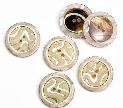 Пуговица Sandra, 28 мм, 2 отв., пластик/перламутр, цвет бежевый