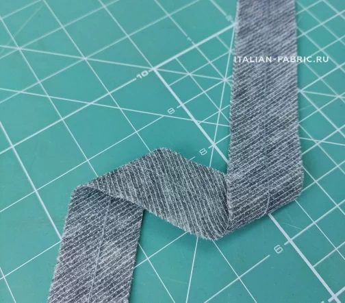 Лента клеевая для подгиба низа, по косой, 30мм, цвет графит, EE 6645 ET30K