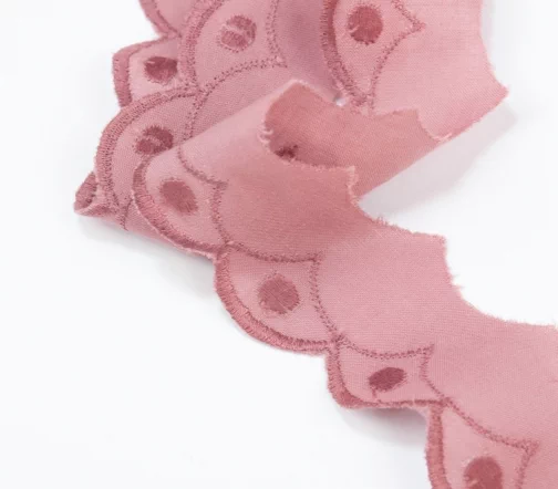 Шитьё IEMESA (вышивка на хлопке), ширина 40 мм, цвет увядшей розы