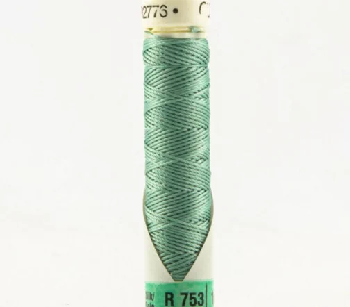 Нить Silk R 753 для фасонных швов, 10м, 100% шелк, цвет 913 бледный папоротник, Gutermann 703184