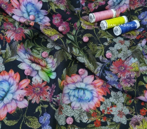 Креп вискозный "Цветочный узор", 02003