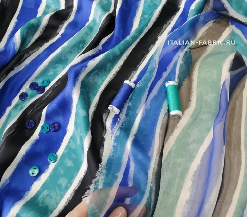 Шелк твиловый "Акварельные полосы" Max Mara, цвет синий, 00712-2