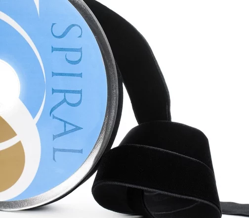 Лента Safisa бархатная 25 мм, цвет 01, черный