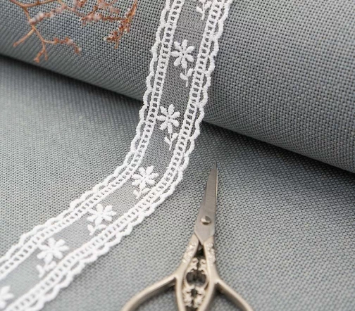 Кружево вышивка на тюле GOODMAN, ширина 30 мм, уп./4,5 м, цвет белый