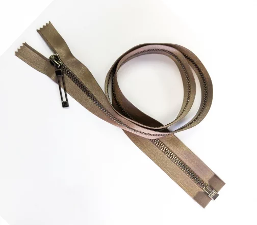Молния RiRi атласная, металл, разъем, 1замок 6мм 70см, подв.Stab, цепь BR, цвет 9216, бежево-коричн.