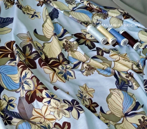 Трикотаж хлопковый "Цветы на нежно-голубом", 01655-1