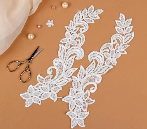 Аппликации пришивные лейсы, п/э, 30х6,5см, 2шт., цвет белый, 3557533