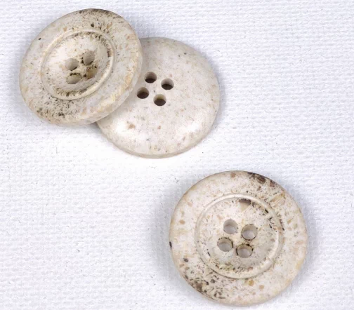 Пуговица Gafforelli, 4 отв., 23 мм, дерево, цвет бежевый