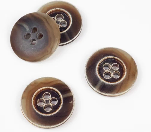 Пуговицы, Union Knopf, круглые, с углублением, 4 отв., пластик, цвет коричневый под рог, 28 мм