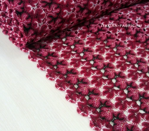 Трикотаж зигзаги в оттенках красного с черным, 01868