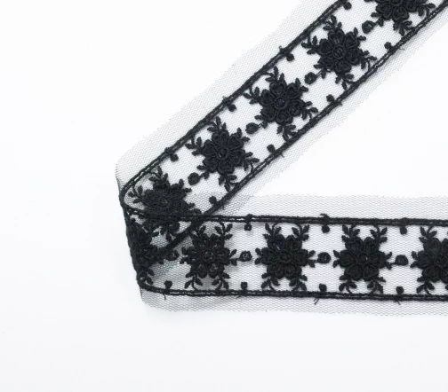 Кружево IEMESA (вышивка на тюле), ширина 30 мм, цвет черный