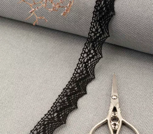 Кружево плетеное GOODMAN, ширина 25 мм, уп./5 м, цвет черный