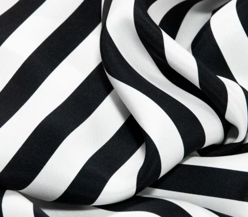 Шелк атласный в черную и белую полоску, 6112232