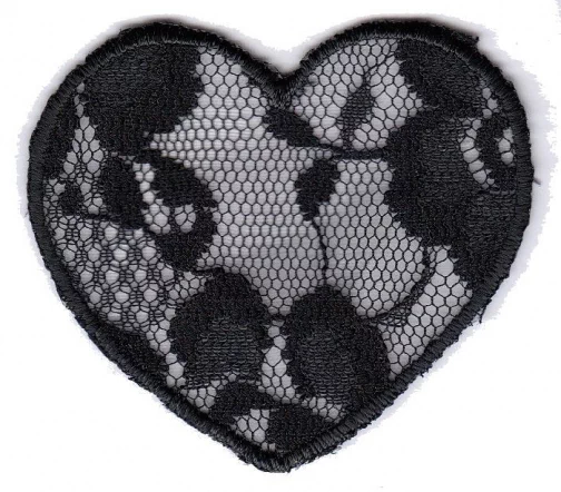 Термоаппликация "Сердце кружевное среднее черное", 5,2 х 5 см, арт. 569615.B
