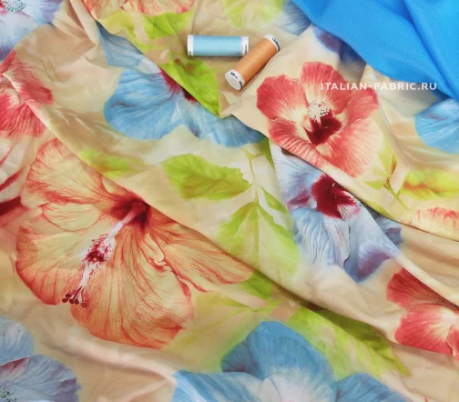 Плащевая ткань "Крупные цветы на персиковом фоне", 02076
