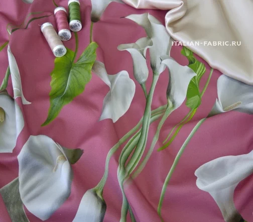 Сатин стрейч "Каллы", фон розово-сиреневый, 00842-1