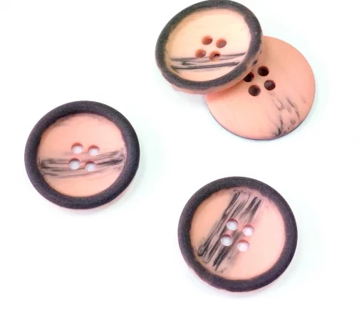 Пуговица Sandra с т-серым ободком, 22 мм, 4 отв., пластик, абрикосовый, 75618-36-4A
