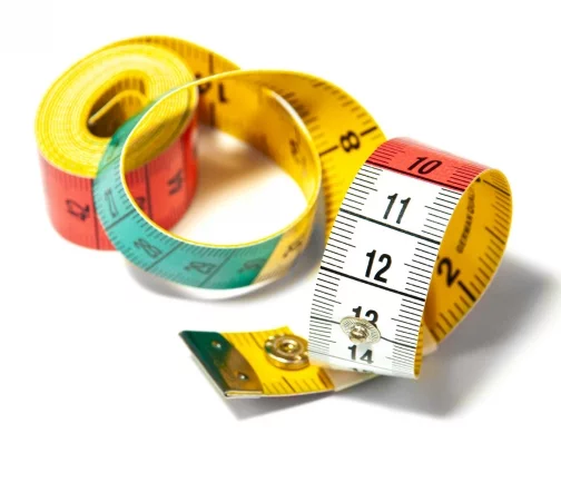 253.HEM.4.DB Сантиметровая лента с кнопкой, с дюймами/сантиметрами 150см/60", шир.18мм, Hemline