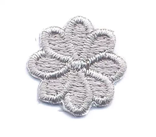 Термоаппликация "Цветок восьмилистник малый", 1,7 х 1,7 см, светло-серый, арт. 569204.D