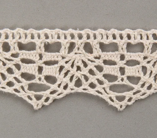 Тесьма вязаная ажурная хлопковая, ширина 30 мм, цвет экрю, 50-1528-02