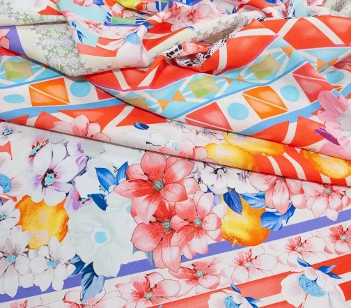 Шелк креповый "Цветы и лимоны", купон, 02123к