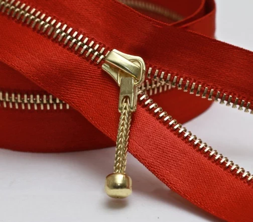 Молния RiRi атласная, металл, неразъём, 4 мм 18 см, подвеска Kette, цепь GO, цвет 9442, т-оранжевый