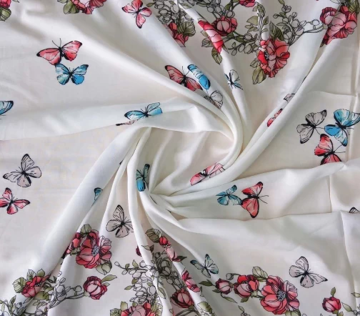 Штапель "Бабочки красные", фон молочный, 82907к-1