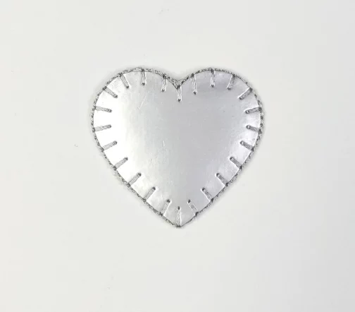 Термоаппликация Marbet "Сердце со шнуровкой", 3,7 х 3,9 см, цвет серебристый, 565316.A