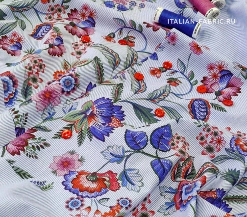 Сорочечный хлопок в мелкую полоску, с цветами, купон, 01561к