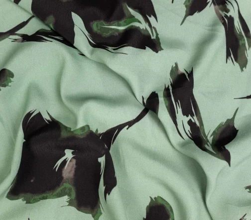 Креп вискозный "Черные цветы", фон серо-зеленый, 1032504